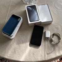 iPhone XR 64GB iOS 18 + cover originali