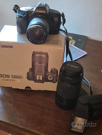 Canon EOS 1200D con obiettivo EF-S 18-55mm