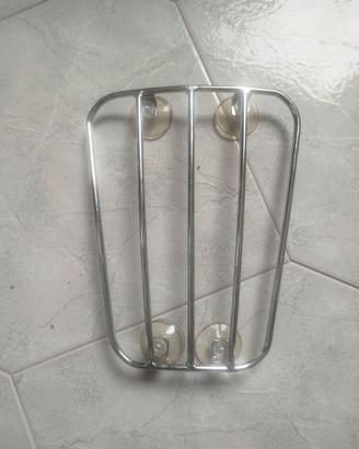 Griglia portapacchi per serbatoio moto