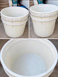 Mastellone professionale grande in plastica -3