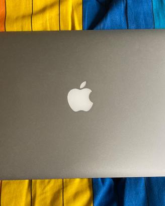 Macbook Air 2017 - i5 - 8GB Ram - 500GB SSD