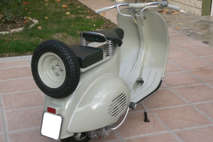 Vespa faro basso VM1T anno 1953