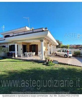 Villa o villino Ardea [A4348707]