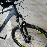 Mountain Bike Montana Vektor Arrow 2.0