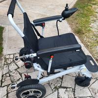 Sedia a rotelle elettrica