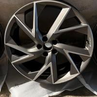 Set di cerchioni Audi Sport da 21 pollici