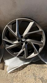 Set di cerchioni Audi Sport da 21 pollici
