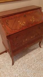 Mobile con scrittoio