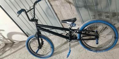Bicicletta BMX