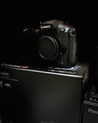 Lumix DC GH5S 4K + V-log + lumix 12-35 II f2.8