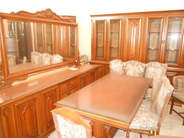 SALA DA PRANZO IN LEGNO TOTALE