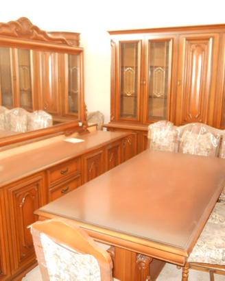 SALA DA PRANZO IN LEGNO TOTALE