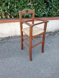 seggiolone in legno