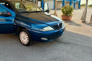Lancia Y