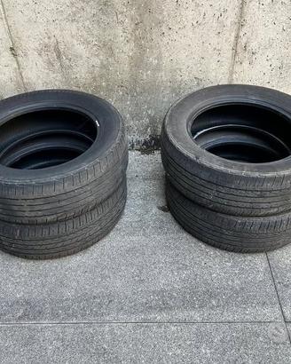 Gomme. 4 pneumatici usati Bridgestone Dueler