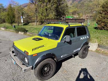 lada niva 4x4 benzina gpl del 2008