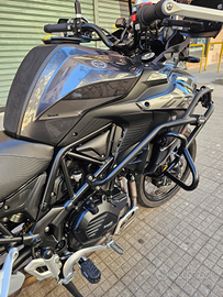Benelli trk 502 x