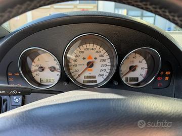 Mercedes benz SLK 200
