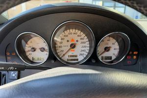 Mercedes benz SLK 200