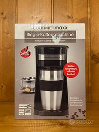 Macchina del caffè con filtro e bicchiere