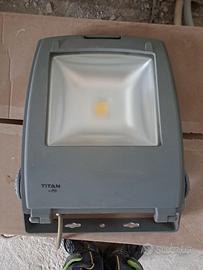 FARO Led esterno POTENTE