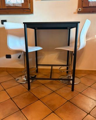 Tavolino alto + 2 sgabelli NUOVI