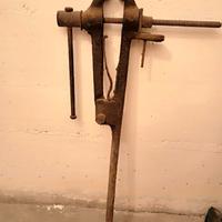 Morsa a colonna antica da fabbro