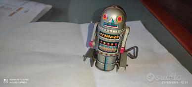 robot latta vintage 