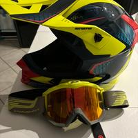 Casco Ufo Intrepid enduro