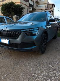 Skoda Kamiq 1.0 110CV Black dots