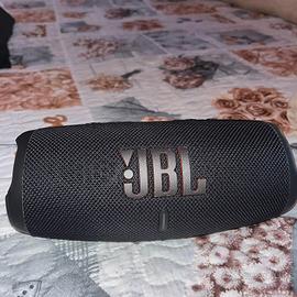JBL CHARGE 5