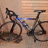 Bici da corsa Wilier Triestina 105 in carbonio