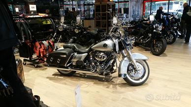 Harley-Davidson Road King C.V.O. - 2009