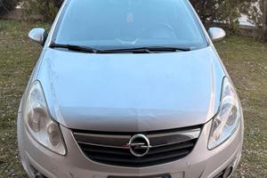 Opel Corsa 1.2 80 cv benzina