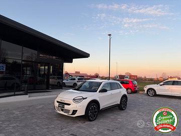 FIAT 600 Hybrid DCT MHEV La Prima ANCHE NEOPATEN