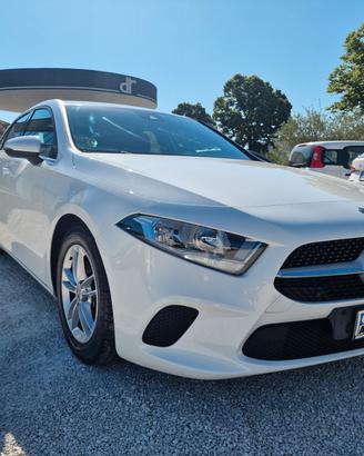 Mercedes-benz A 180 d Automatic Business
