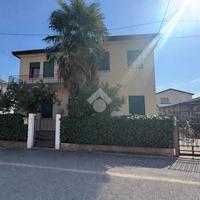 PORZIONE DI BIFAMILIARE A VENEZIA