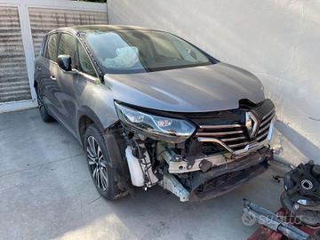RENAULT ESPACE 2021 DEMOLITA PER RICAMBI