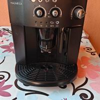Macchina caffè delonghi Magnifica 