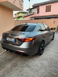 Alfa Romeo Giulia 2.2 150CV AT8 super