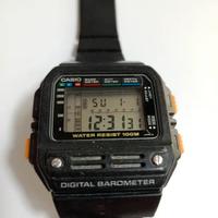 Orologio Casio bm 100 con barometro e altimetro