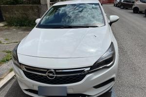 Opel come nuova