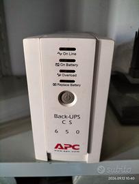 Gruppo di continuità (UPS) APC Back-UPS CS 650