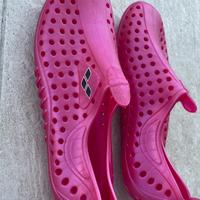 Scarette da scoglio per bimba.