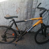 MTB KTM Chicago 26” – telaio alluminio – 21 veloci
