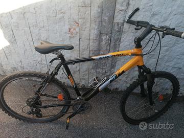 MTB KTM Chicago 26” – telaio alluminio – 21 veloci