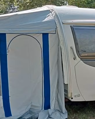 ROULOTTE stanziale o terreno privato