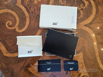 Scatola rigida con libretti Mont Blanc