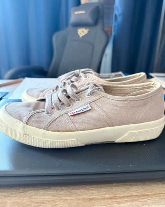 Superga