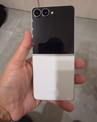  Z FLIP 8 512GB x ALTRO